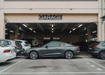 Où garer sa voiture pour payer moins d&rsquo;assurance auto ? Le guide malin