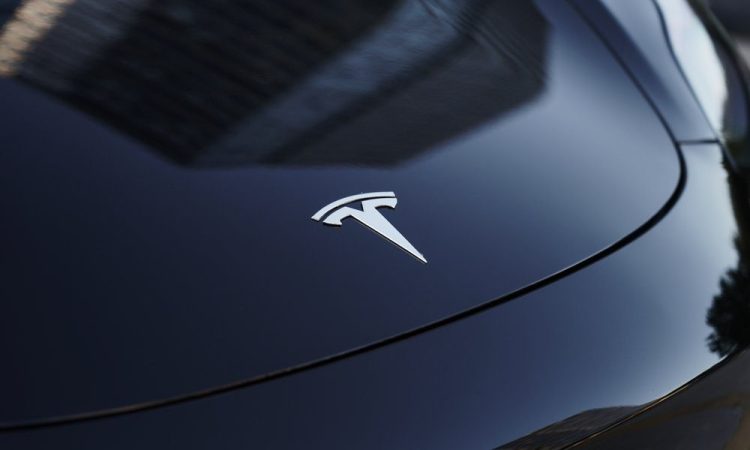 Ancien dirigeant de Tesla lance sa startup énergétique avec un objectif audacieux de 50 millions de dollars !