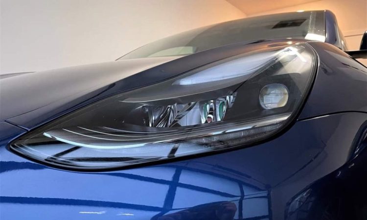 Tesla Dévoile une Fonctionnalité Cruciale : Pourquoi le Cybertruck Est Privé de cette Innovation ?