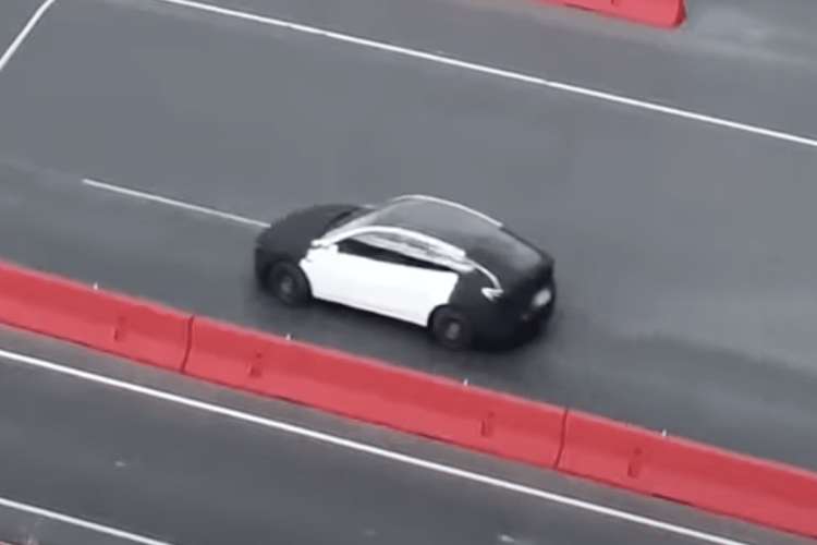 La surprise d&rsquo;une Tesla à petit prix : les essais qui vont changer la donne !