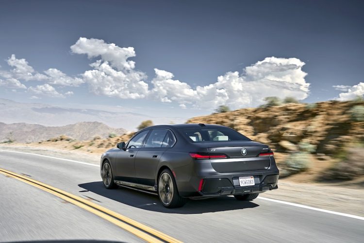 La BMW i7 frappe fort : un record battu avec une remise incroyable de 86 350 euros !