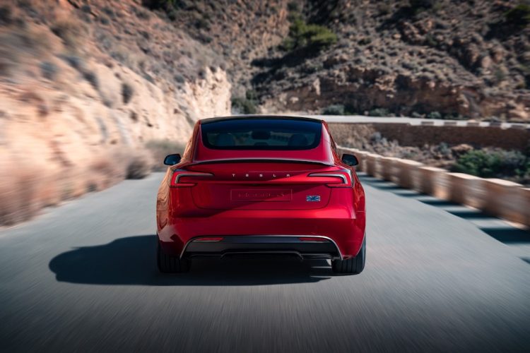 Les pneus des Tesla s&rsquo;usent-ils plus vite que prévu ? Voici la vérité qui va vous choquer !