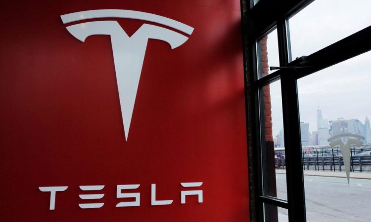 Un obstacle inattendu se dresse sur la route des Robotaxi Tesla à New York !