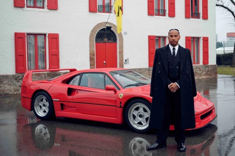 Lewis Hamilton affronte une crise : plus de voitures à piloter !