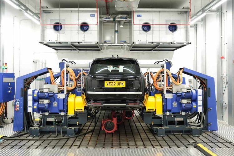 Jaguar Land Rover en crise : l&rsquo;impact d&rsquo;une cyberattaque qui paralyse l&rsquo;entreprise !