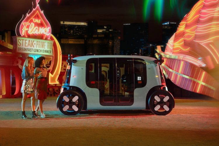 Tesla face au pari audacieux du robotaxi Zoox d&rsquo;Amazon : qui remportera la course ?