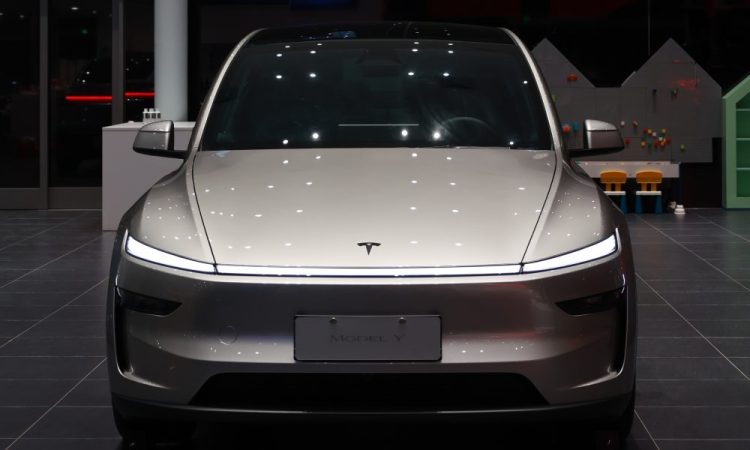 Les ventes de Tesla Model Y L explosent depuis le lancement : voici ce qui étonne tout le monde.