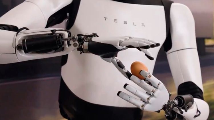 Tesla aux prises avec l’ingénierie de cette pièce d’Optimus : un défi presque résolu !