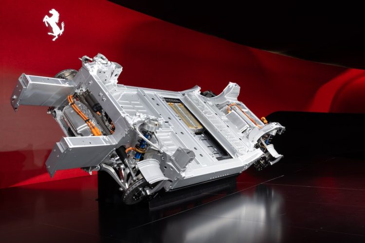 La première Ferrari électrique : une révolution qui va bouleverser l&rsquo;automobile !