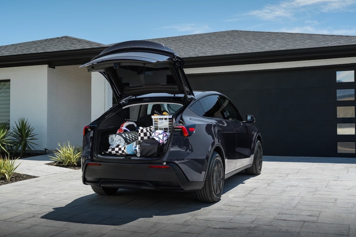 Tesla Model Y Standard rear view