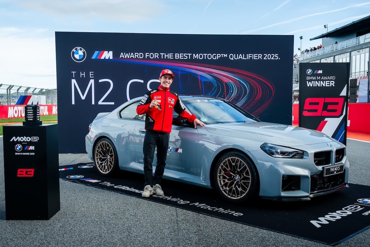 Marc Márquez reçoit la BMW M Award