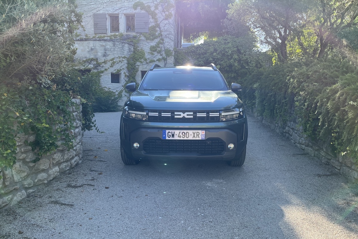 Duster sur la route