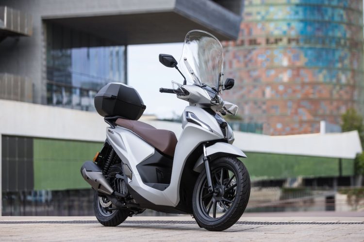 Kymco lance enfin son premier scooter hybride : une innovation qui va bouleverser votre conduite !