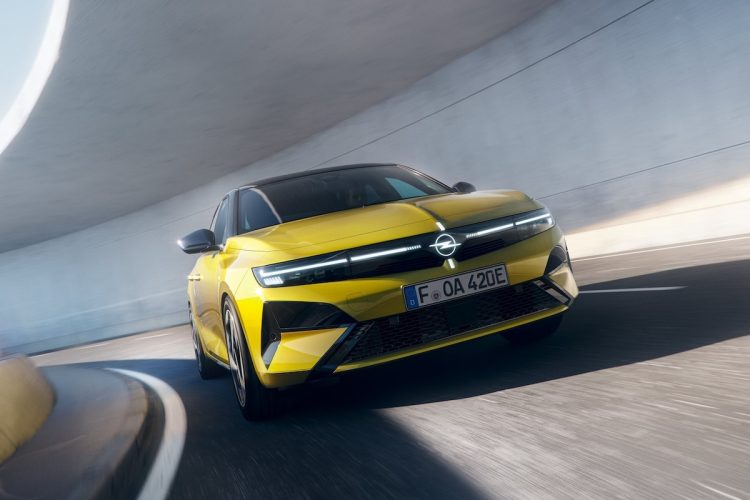 Nouvelle Opel Astra : un design audacieux qui pourrait tout changer d’ici 2026 !
