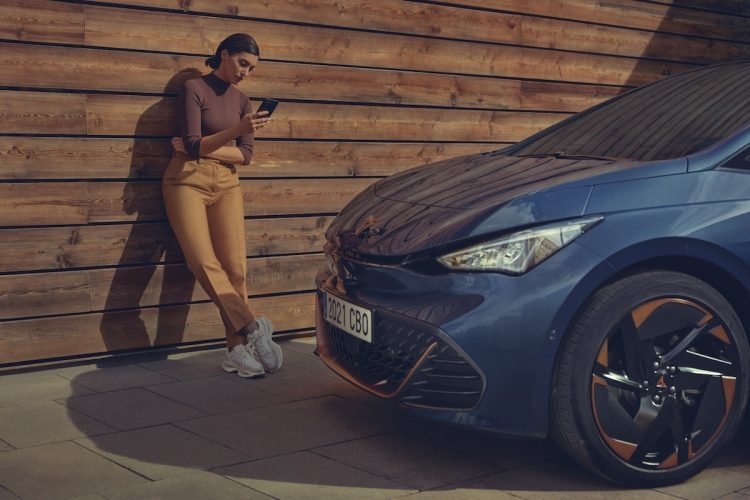 CUPRA espionne… mais c’est pour une cause inattendue !