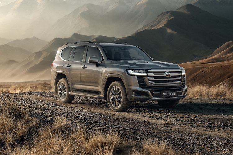Toyota Land Cruiser 300 Hybride : pourquoi ce modèle ultra-puissant va bouleverser le marché !