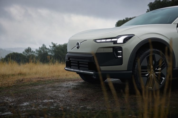 La Volvo EX60 Cross Country va vous laisser sans voix !