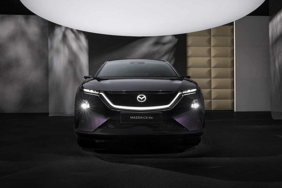 Mazda CX-6e extérieur
