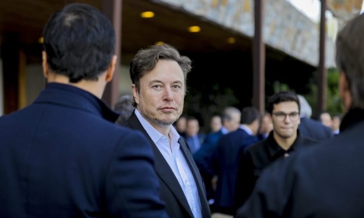 Elon Musk exige le récusation d&rsquo;un juge du Delaware après un post troublant célébrant une perte de 2 milliards de dollars au tribunal